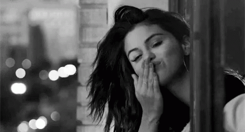 Gomez Selena Kiss GIF Gomez Selena Kiss GIF