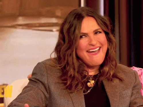 Mariska Hargitay Yazbitmesiin GIF Mariska Hargitay Yazbitmesiin GIF