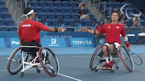 High Five Kunieda Shingo GIF High Five Kunieda Shingo GIF