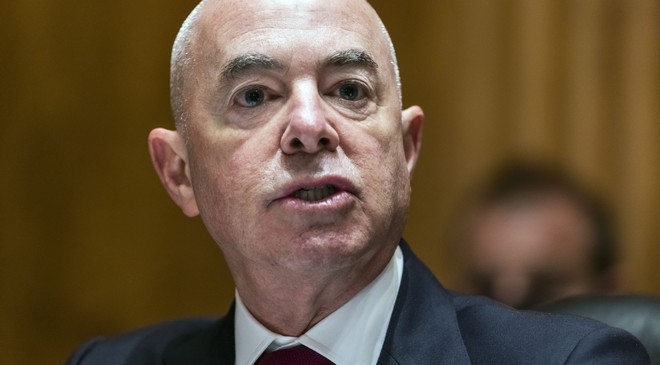 mail?url=https%3A%2F%2Fmedia.townhall.com%2Ftownhall%2Freu%2Fha%2F2022%2F34%2F7cf50d8f-badc-4785-a20c-791894177def-660x365.jpg&t=1644701908&ymreqid=db14a754-fed5-3305-1cfb-3201f201bd00&sig=8gcU51m5g5DoAtc2lrohlw--~D