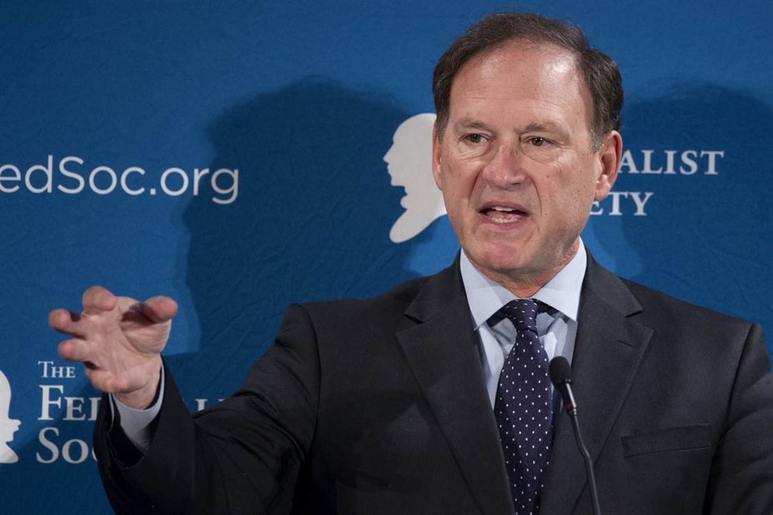 mail?url=https%3A%2F%2Fmedia.townhall.com%2Ftownhall%2Freu%2Fo%2F2017%2F137%2F83833af8-9fa9-40b8-bb29-f2c500578de5-1110x740.jpg&t=1592253917&ymreqid=db14a754-fed5-3305-1c95-c701d0019600&sig=GrcvCKVi43fqr73KBFu9FQ--~C