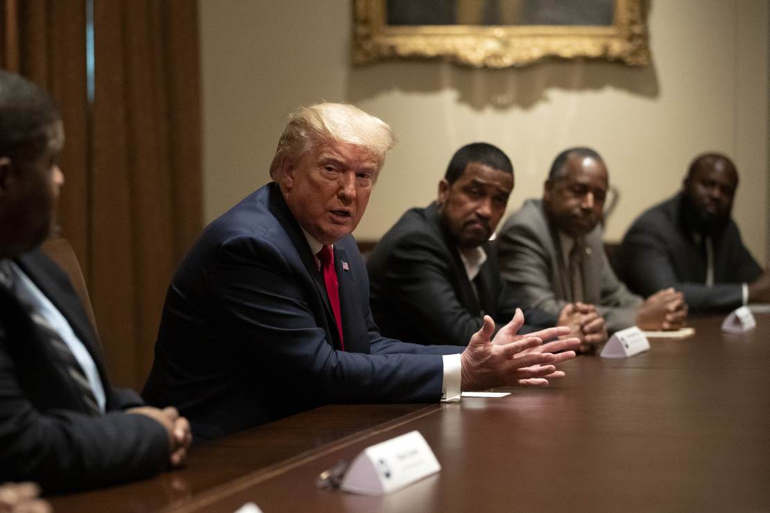 mail?url=https%3A%2F%2Fmedia.townhall.com%2Ftownhall%2Freu%2Fo%2F2020%2F162%2F5ca5b42b-866a-427d-bb34-e941f583a7b0-1110x740.jpg&t=1591910999&ymreqid=db14a754-fed5-3305-1cf9-c2023f012400&sig=vSn1Luw2SIH0r6zWEayuFQ--~C