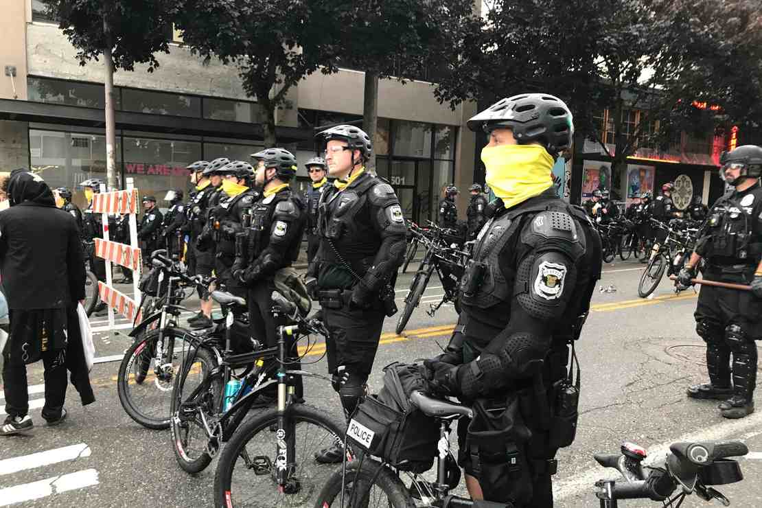 mail?url=https%3A%2F%2Fmedia.townhall.com%2Ftownhall%2Freu%2Fo%2F2020%2F183%2F83e6b985-8ec0-4b37-bf8f-62b5605577e0-1110x740.jpg&t=1593639254&ymreqid=db14a754-fed5-3305-1ce8-8901f6017e00&sig=J7Cc5DKNOI1CtoG6_OE7rg--~D