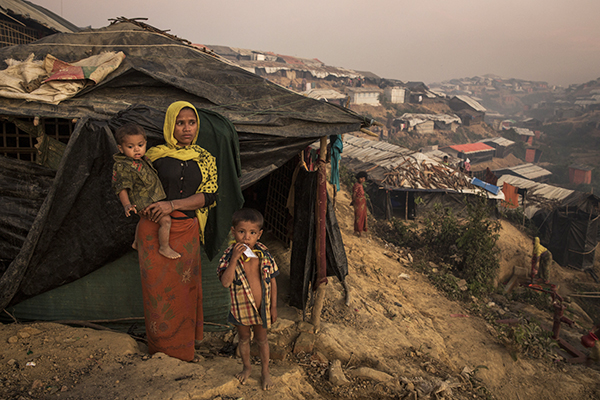Kutupalong, le plus grand camp de réfugiés au monde.    © UNHCR/Andrew McConnell