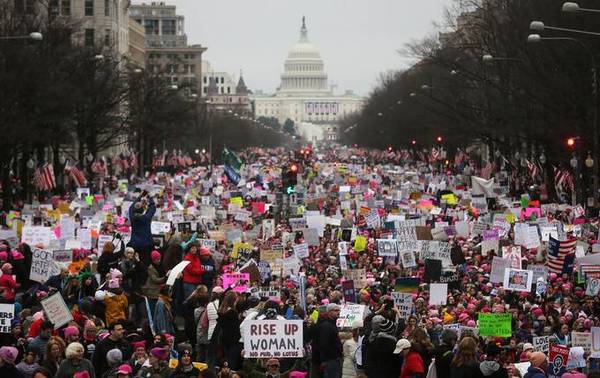 The original, unaltered photo of the 2017 Women’s March in the District. An altered version appears in an exhibit at the National Archives. (Mario Tama/Getty Images)&nbsp;