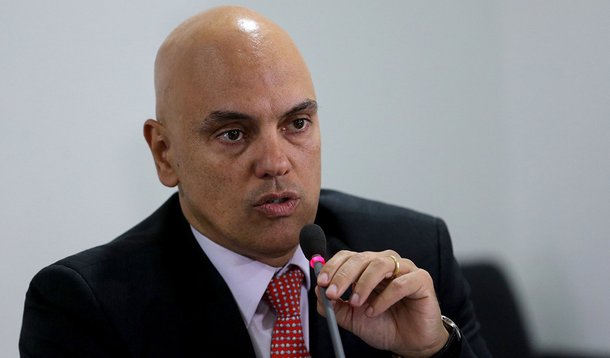 À frente do TSE, Alexandre de Moraes pretende se aproximar de militares e manter a defesa do sistema eleitoral