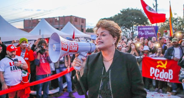 Dilma explica por que os investidores produtivos fugiram do Brasil: 