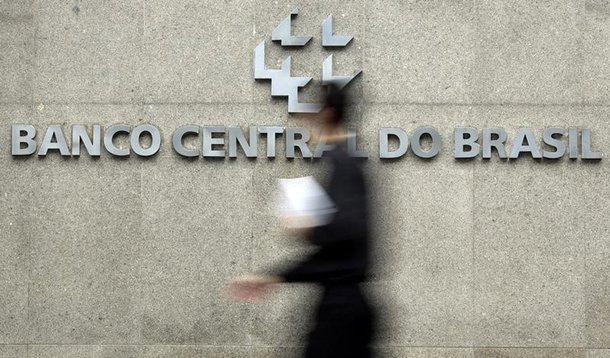 Funcionários do Banco Central entram em greve por reajuste salarial
