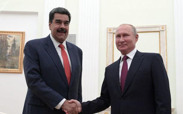 Venezuela expandirá cooperação militar com a Rússia, diz Maduro