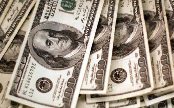 Dólar dispara e supera R$ 5,15 com desconfiança na economia