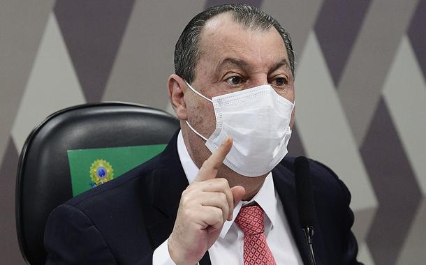 Bolsonaristas não enxergam um palmo à frente do nariz, diz presidente da CPI da Covid