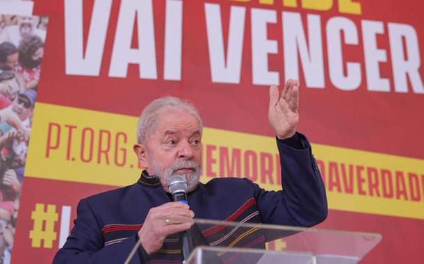 Lula diz que Centrão vai abandonar Bolsonaro e que polarização em 2022 