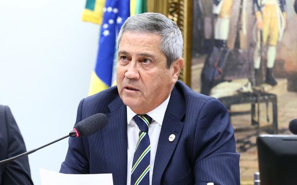 General Braga Netto ameaça com cancelamento das eleições se exigências de Bolsonaro não forem atendidas
