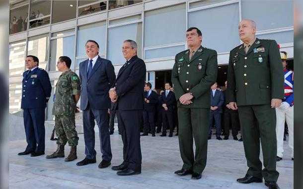 Ministros militares estão eufóricos com perdão concedido por Bolsonaro a Daniel Silveira