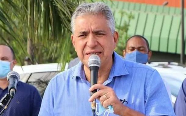Prefeito tucano de Guarujá e secretário de Educação são presos pela PF