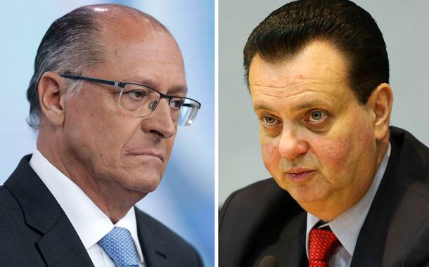 PSD quer Alckmin como trunfo para ocupar espaço do PSDB em crise