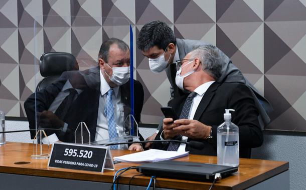CPI quer que Bolsonaro seja julgado em Haia por crimes contra a humanidade