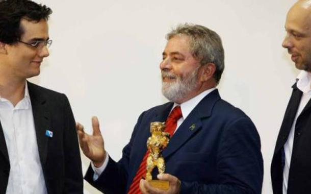 Ao lançar filmes sóbrios Marighella, Wagner Moura declara o voto em Lula