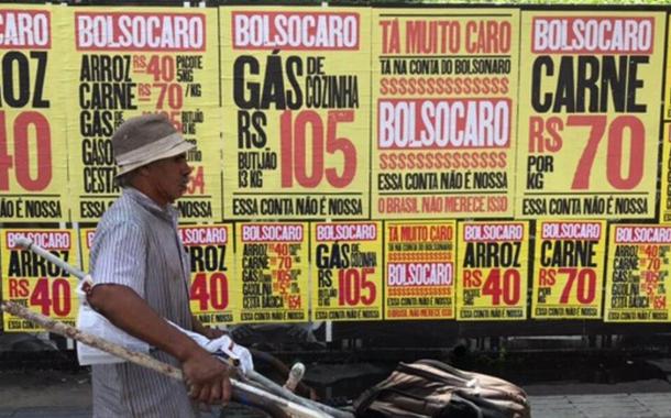 Inflação provocada por política econômica de Bolsonaro e Guedes massacra as famílias com salários menores