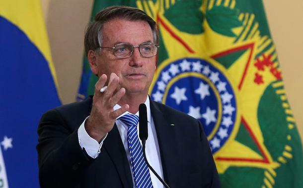 Bolsonaro tripudia sobre o desemprego: 'o cara broxa em casa e eu sou o culpado'