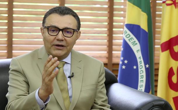 Bancada do PSB na Câmara quer Federação com PT.  Documento será celebrado por Carlos Siqueira