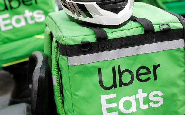 Ao ser obrigada a pagar seguro por acidentes e contaminação por Covid, Uber encerra sertço de entrega de restaurantes