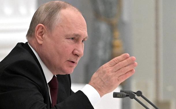Putin: hostilidades na Ucrânia mostram que são os nazistas que estão em guerra com a Rússia
