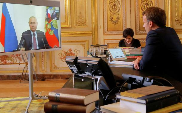 Macron planeja retomar o diálogo com Putin em torno da questão ucraniana