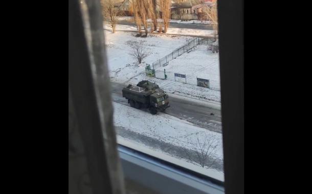 Tropas russas chegam à segunda maior cidade da Ucrânia, Kharkiv