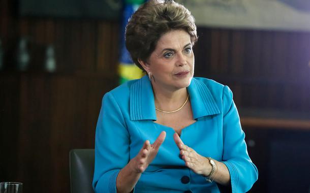 Sanções econômicas contra a Rússia só produzem fome e miséria, diz Dilma, na Alemanha