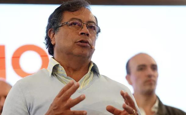 Esquerdista Gustavo Petro chega em primeiro, mas disputará segundo turno com populista na Colômbia