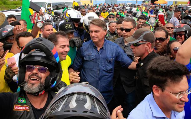 Em Sergipe, Bolsonaro ouve gritos da população por volta de Lula (vídeos)