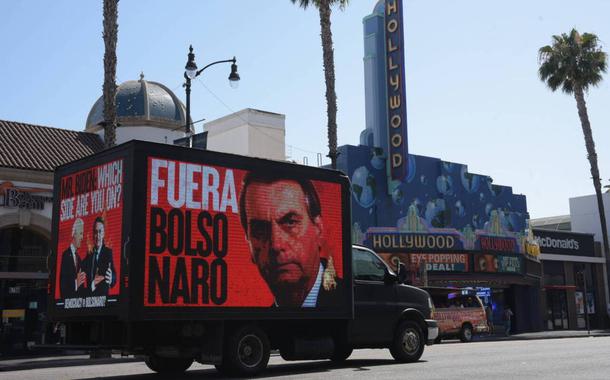 Ativistas brasileiros levam às ruas de Los Angeles mensagem “Fora Bolsonaro”, antes da Cúpula das Américas