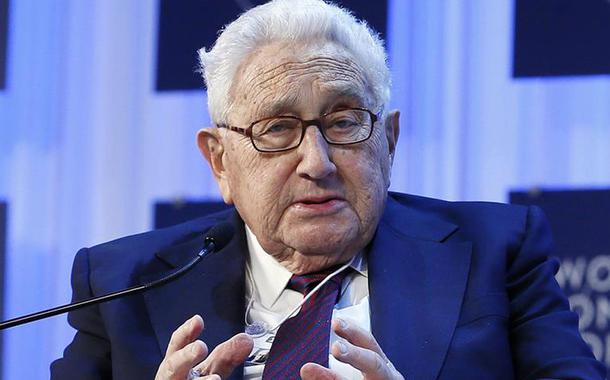 Kissinger diz que guerra fria entre Estados Unidos e China pode provocar catástrofe mundial
