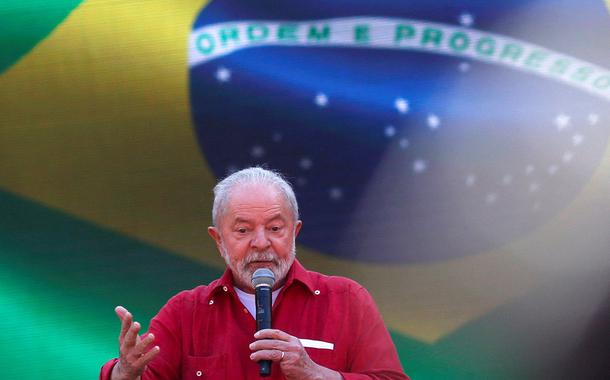Em entrevista ao Financial Times, Lula diz que 'vai para o céu' se resolver fome e pobreza no Brasil