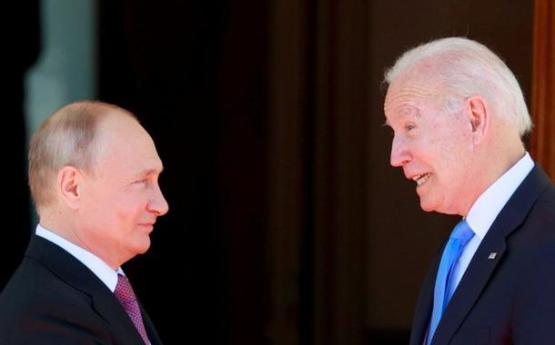 Biden declara apoio a mandado de prisão do TPI contra Putin