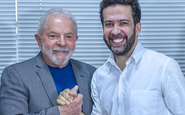 'Uso as mesmas armas que o Bolsonaro, mas para divulgar a verdade', diz Janones sobre campanha para Lula nas redes