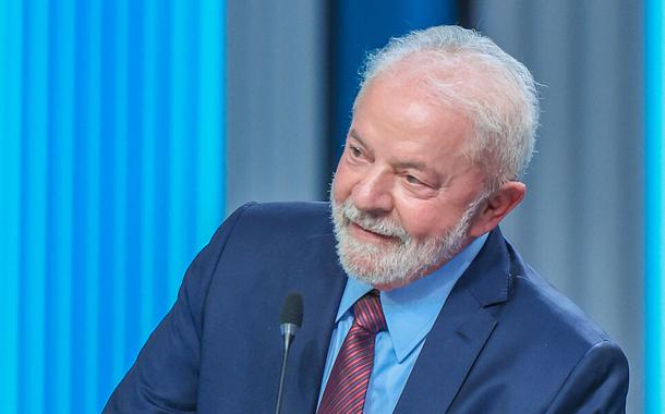 Lula reitera que só apresentará ministros após a eleição