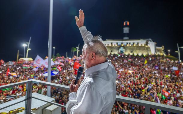 PT teme ação política da PF contra Lula e aliados às vésperas do segundo turno