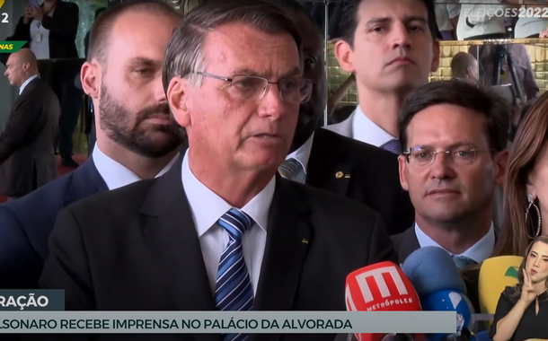 Pressionado, Bolsonaro condena bloqueios que seu grupo político estimulou, mas não reconhece derrota