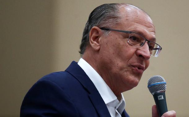 Alckmin promete responsabilidade fiscal e diz que reformas, como a trabalhista, não serão desfeitas