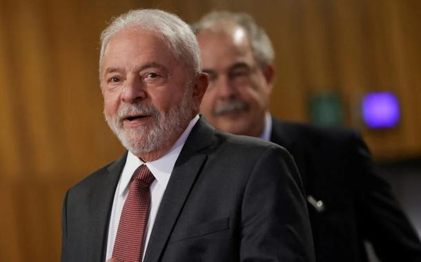 Exames de Lula mostram inflamação na laringe, “por esforço vocal”
