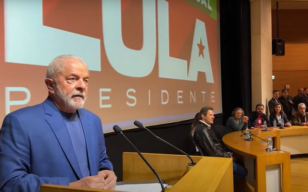 Lula diz que governo não será só do PT: 'tem que ter mais gente de outros partidos e da sociedade'
