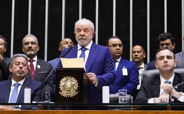 Governo Lula está próximo de obter maioria absoluta no Congresso, diz analista