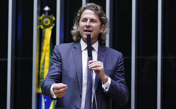 Zeca Dirceu: 'Roberto Campos Neto prestaria um grande serviço ao País indo ao Congresso'