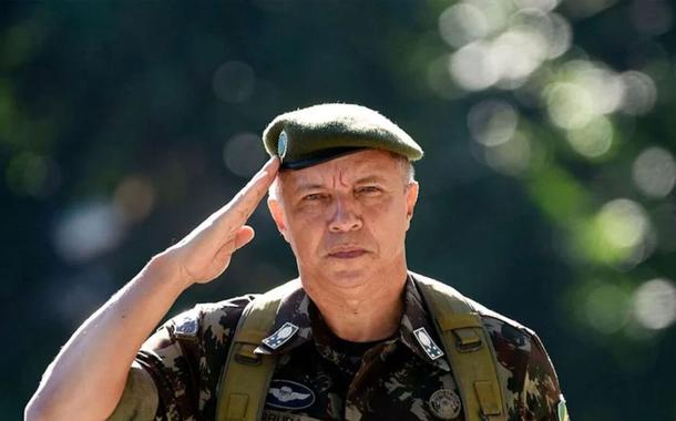 General demitido do comando do Exército colocou dedo na cara de Cappelli e peitou Dino