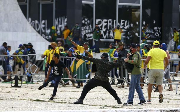 Um mês após ataques a Brasília, governo Lula e instituições cercam terrorismo