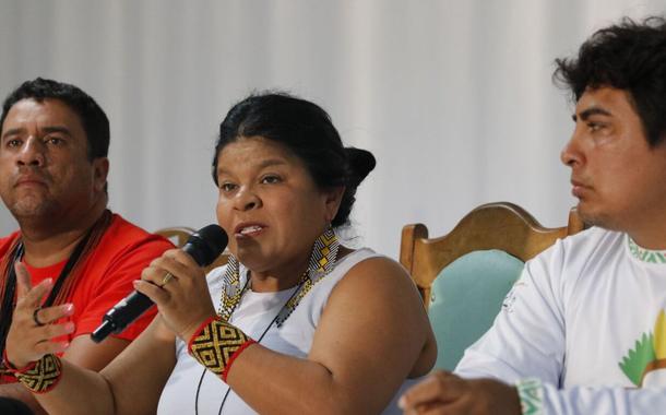 Garimpo ilegal em Terra Indígena Ianomâmi é destruidor, diz ministra