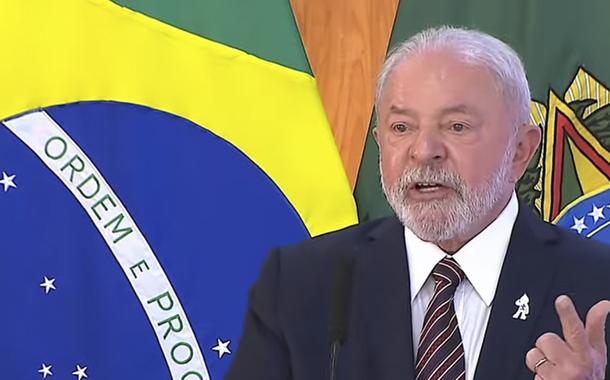 Lula assina projeto de lei que cria o Piso Nacional da Enfermagem; assista ao vídeo