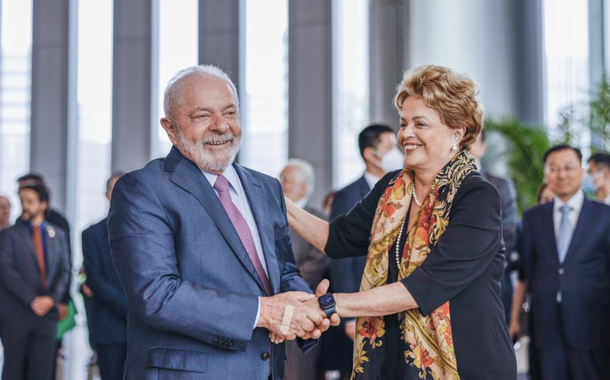 Lula exalta Dilma no banco dos BRICS e possibilidade de financiamentos em moedas locais